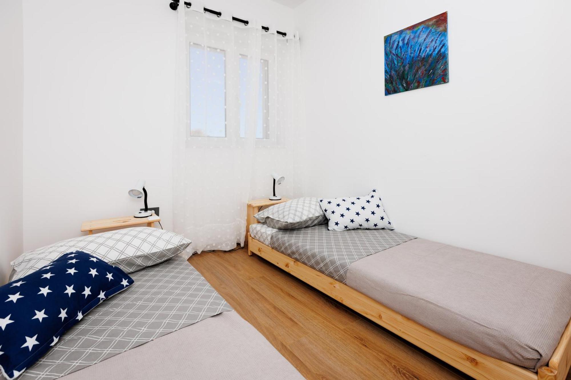 Summer Breeze Apartment - Quiet Place With A Spectacular View And A Garden Σίμπενικ Εξωτερικό φωτογραφία
