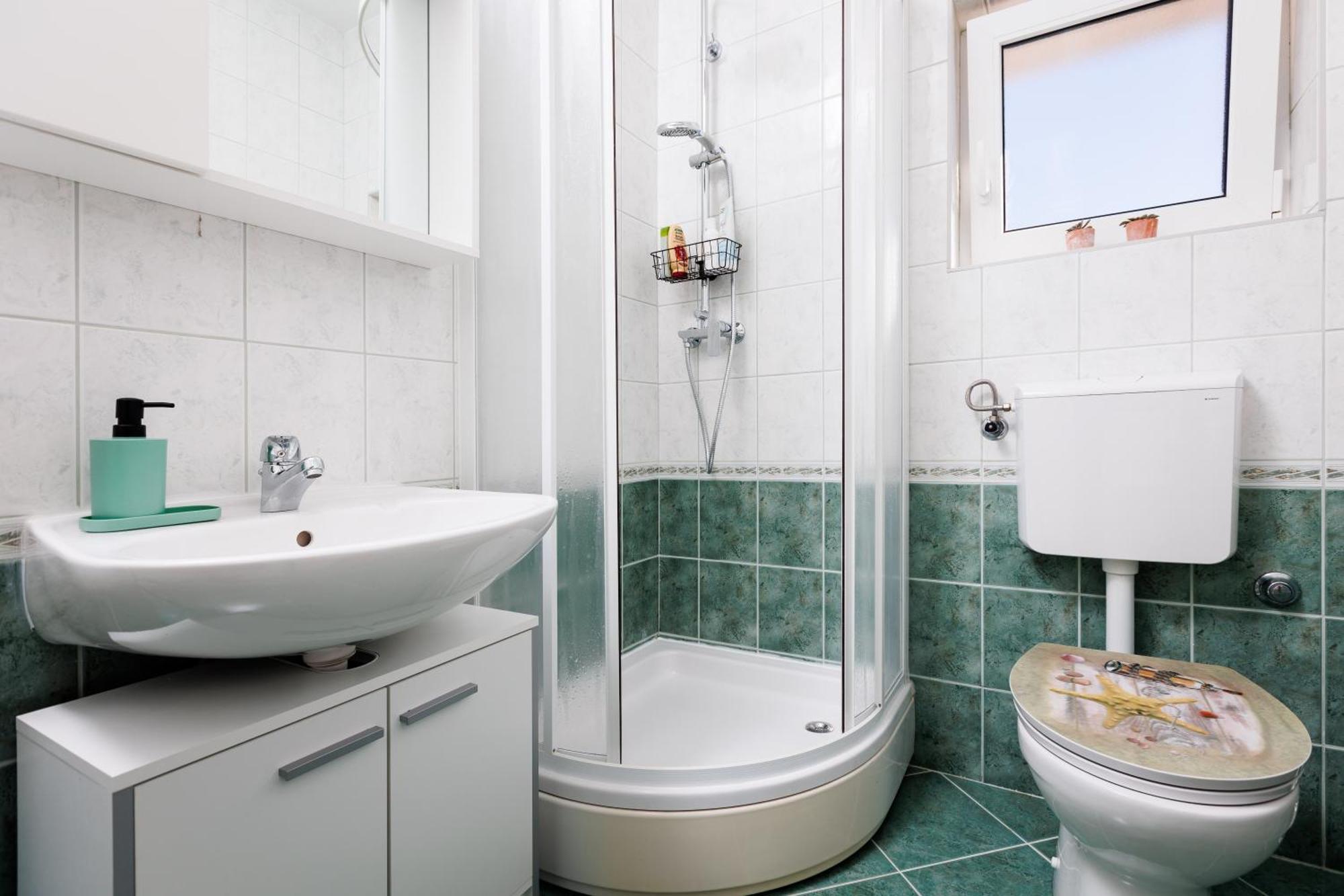 Summer Breeze Apartment - Quiet Place With A Spectacular View And A Garden Σίμπενικ Εξωτερικό φωτογραφία